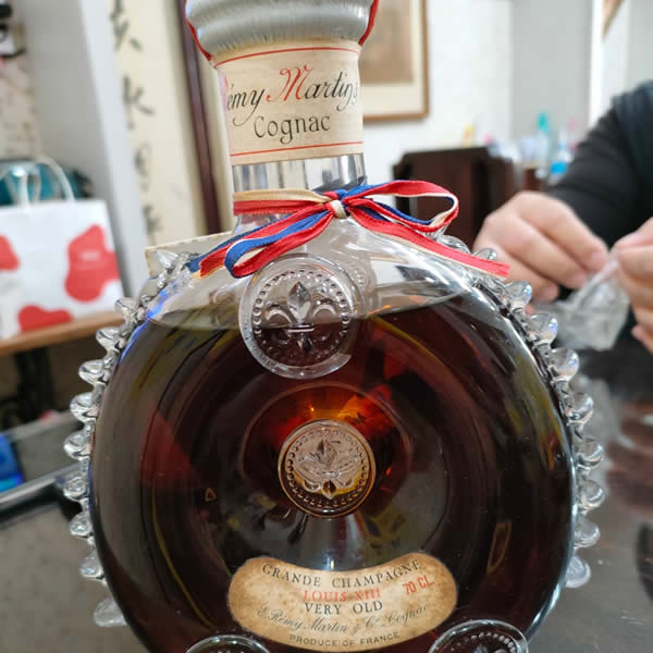 收購白蘭地洋酒
