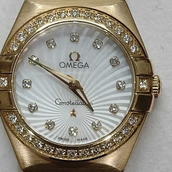 收購歐米茄 Omega