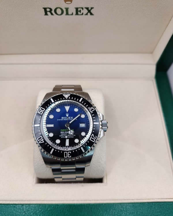 收購 Oyster Perpetual Rolex Deepsea 鬼王